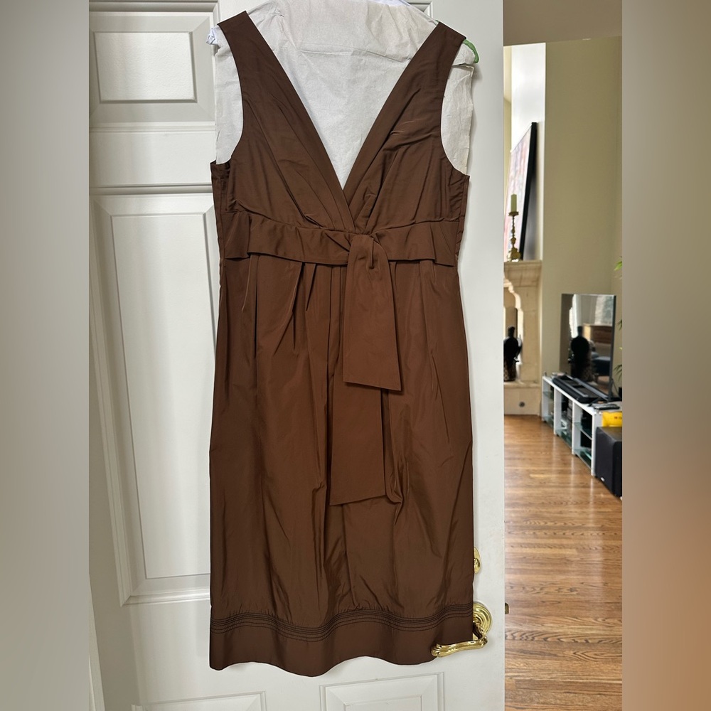 Elegant Brown Lida Baday Sleeveless Cocktail Dress